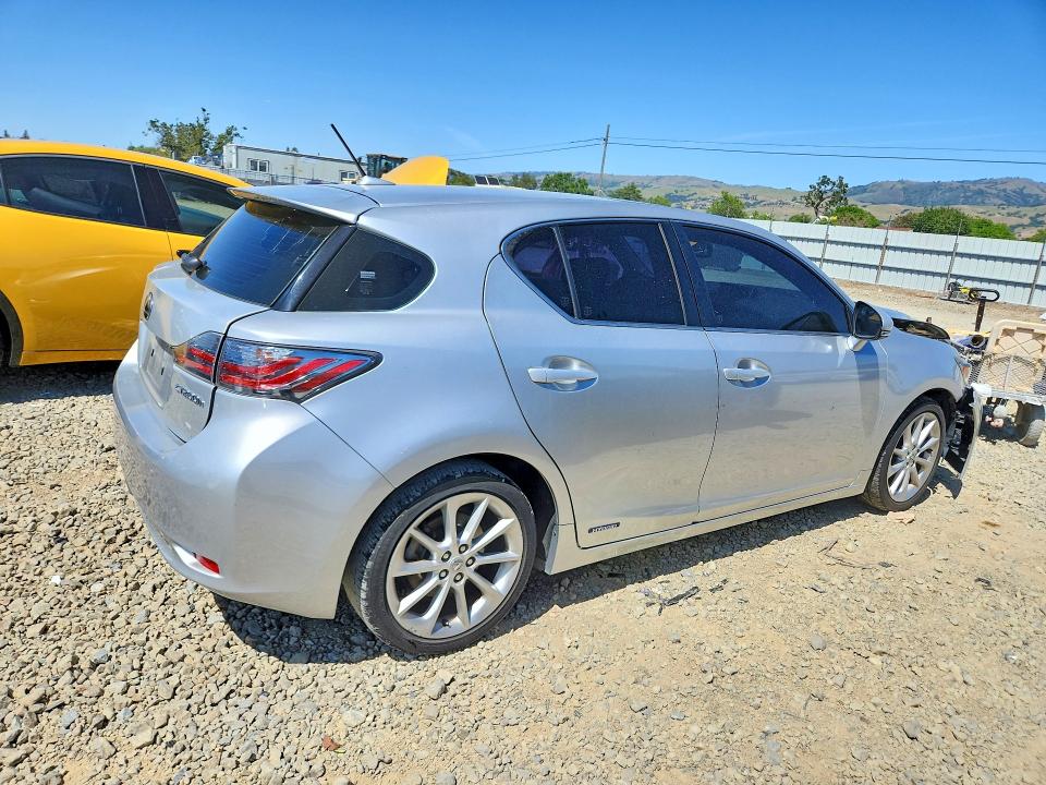 2013 Lexus Ct მანქანა იყიდება აუქციონზე, vin: JTHKD5BHXD2166256, აუქციონის ნომერი: 50275576