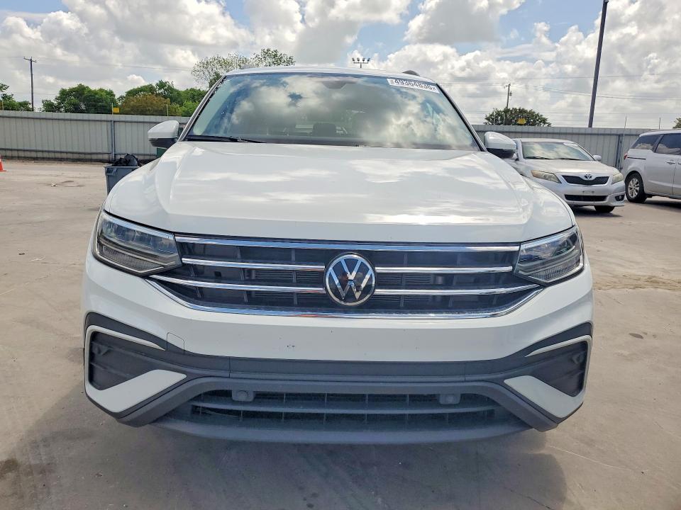 Продажа на аукционе авто 2024 Volkswagen Tiguan, vin: 3VVRB7AX7RM210645, номер лота: 49364836