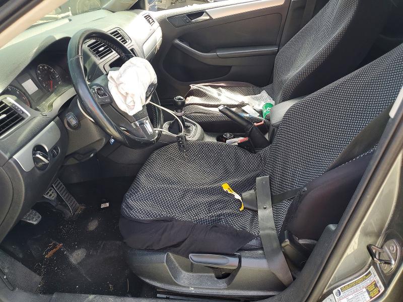 49843336 :رقم المزاد ، 3VWGZ7AJ1BM327122 vin ، 2011 Volkswagen Jetta مزاد بيع