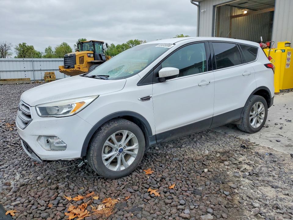 50495696 :رقم المزاد ، 1FMCU0GD4HUC79107 vin ، 2017 Ford Escape مزاد بيع
