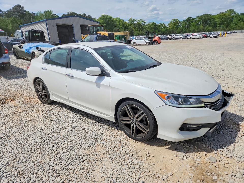 Продаж на аукціоні авто 2017 Honda Accord, vin: 1HGCR2F1XHA012596, номер лоту: 48980436