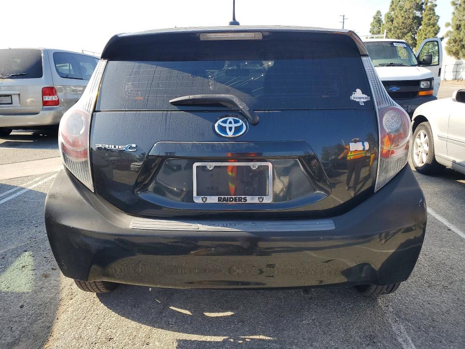 Продажа на аукционе авто 2013 Toyota Prius C, vin: JTDKDTB38D1036038, номер лота: 48981816