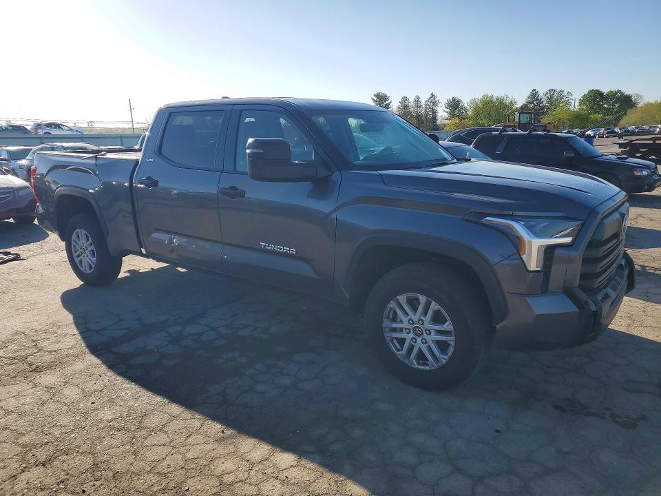 Продажа на аукционе авто 2022 Toyota Tundra, vin: 5TFLA5EC9NX009160, номер лота: 48325776