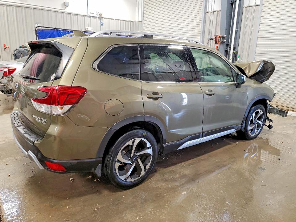 Продаж на аукціоні авто 2022 Subaru Forester, vin: JF2SKARC9NH439777, номер лоту: 51002596