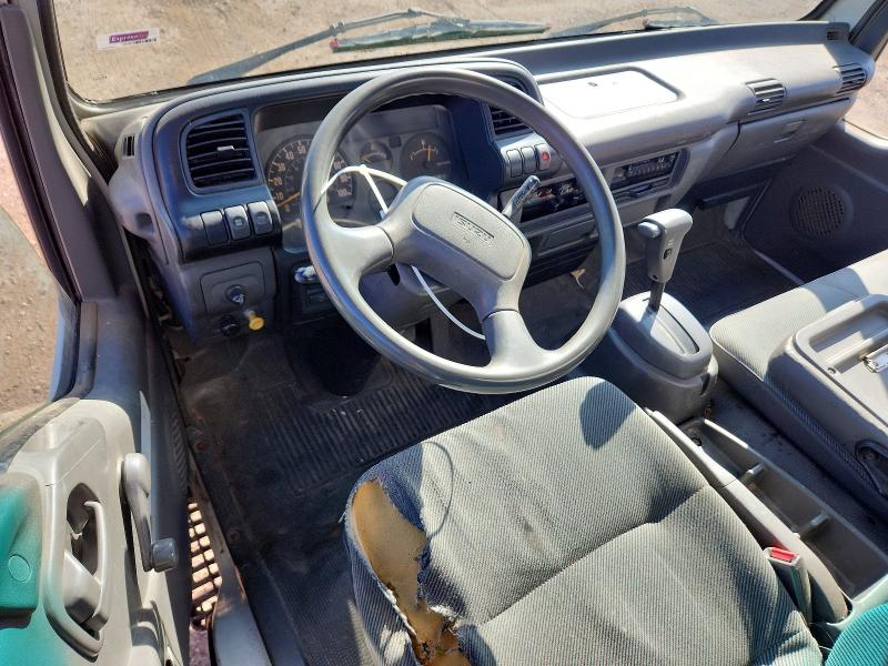 51327536 :رقم المزاد ، JALB4B148Y7002168 vin ، 2000 Isuzu Npr مزاد بيع
