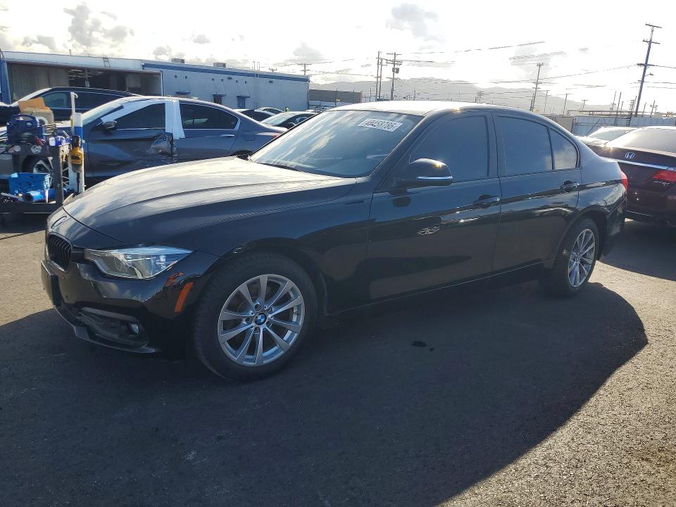 Продажа на аукционе авто 2017 Bmw 320, vin: WBA8E1G30HNU17320, номер лота: 49458786