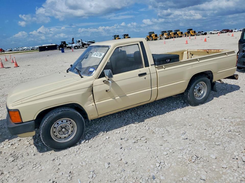 Продажа на аукционе авто 1984 Toyota Pickup, vin: JT4RN55R9E0046284, номер лота: 49745796