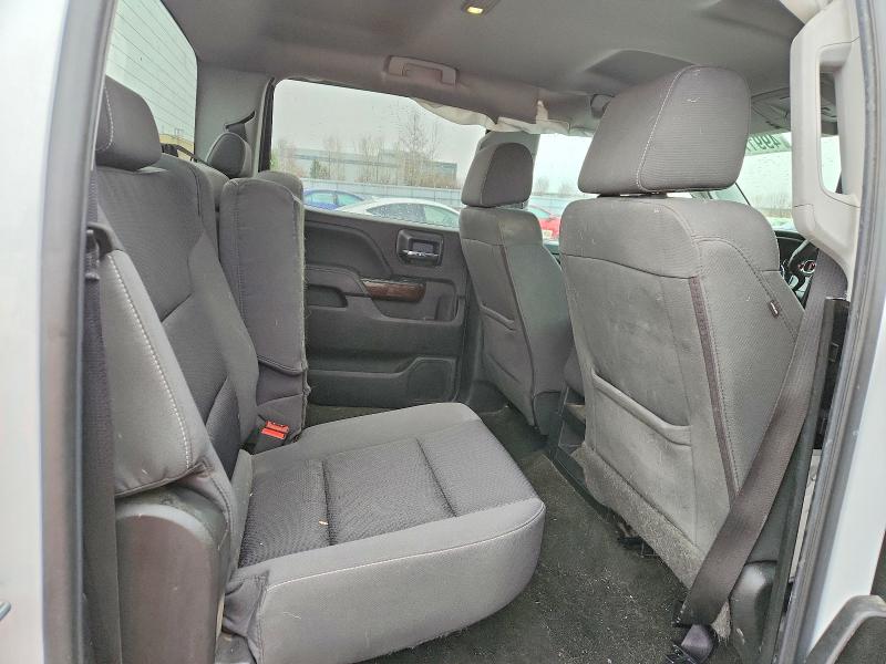 49917006 :رقم المزاد ، 1GT12SEY6JF118805 vin ، 2018 Gmc C2500 مزاد بيع