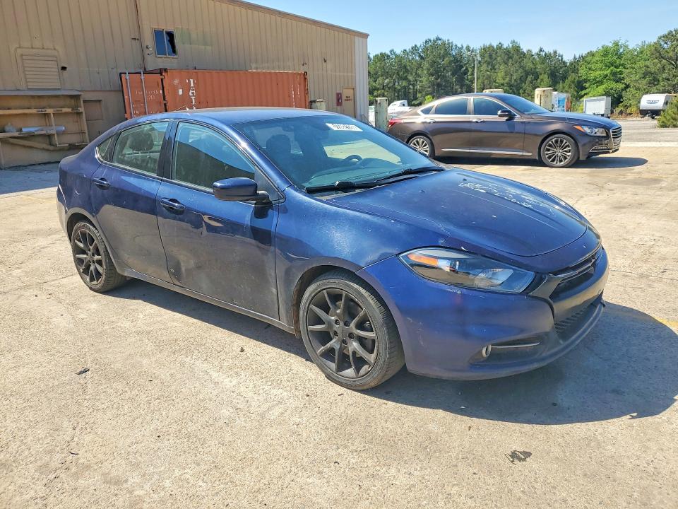 51502126 :رقم المزاد ، 1C3CDFBBXFD111521 vin ، 2015 Dodge Dart مزاد بيع