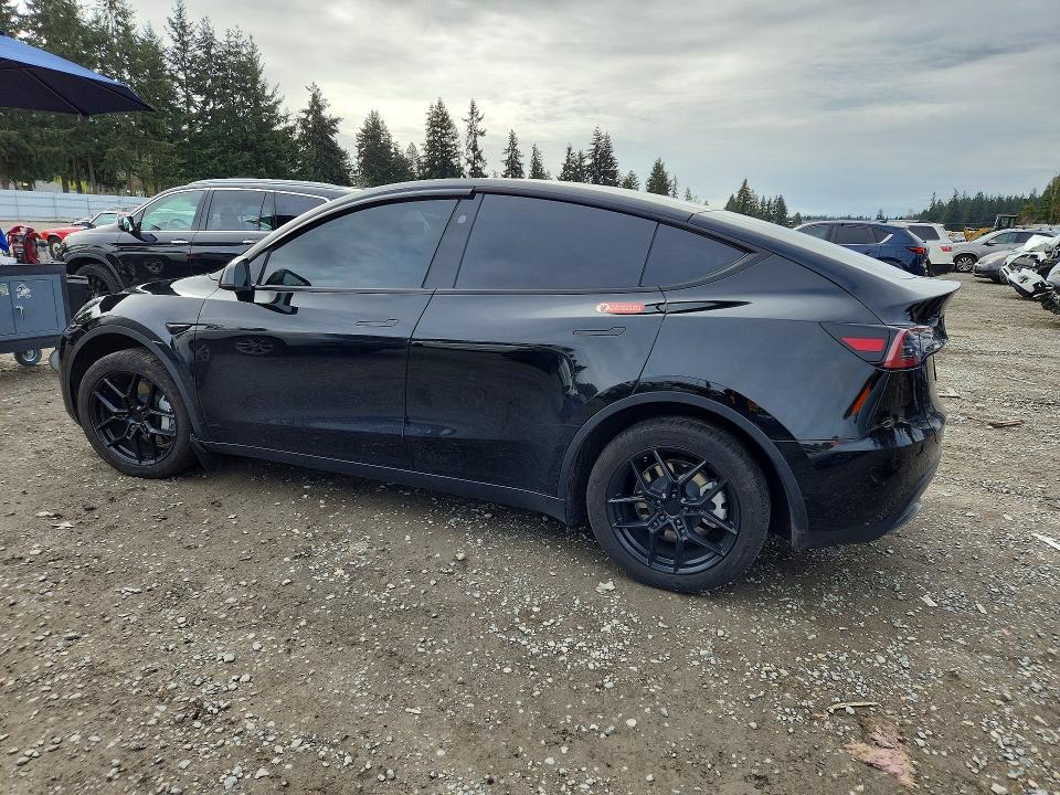 51891506 :رقم المزاد ، 7SAYGDEE7RF201728 vin ، 2024 Tesla Model Y مزاد بيع