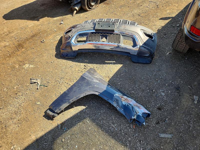 48982356 :رقم المزاد ، 1C4RJFCG6KC840043 vin ، 2019 Jeep Grand Cherokee مزاد بيع
