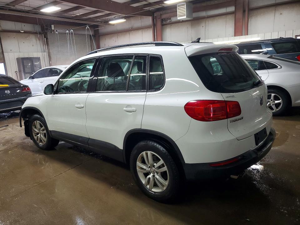 2017 Volkswagen Tiguan მანქანა იყიდება აუქციონზე, vin: WVGAV7AXXHK030418, აუქციონის ნომერი: 51453536