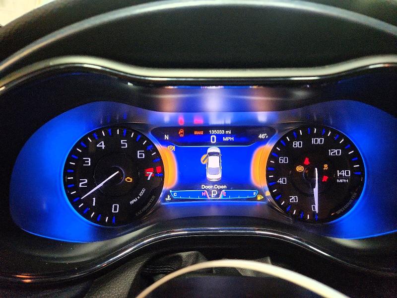 51339356 :رقم المزاد ، 1C3CCCDG6FN553751 vin ، 2015 Chrysler 200 مزاد بيع