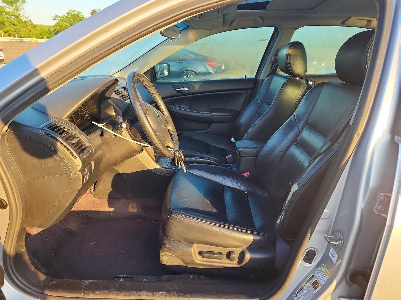 51003366 :رقم المزاد ، 1HGCM66895A049816 vin ، 2005 Honda Accord مزاد بيع