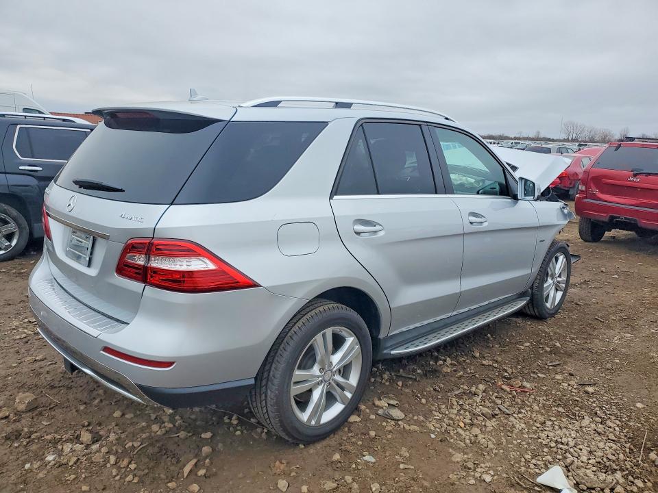48249886 :رقم المزاد ، 4JGDA5HB6CA003805 vin ، 2012 Mercedes-benz Ml مزاد بيع
