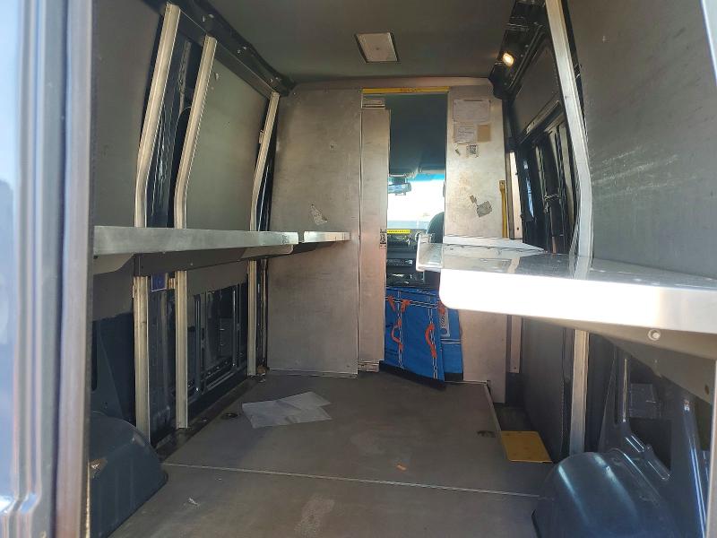 50551546 :رقم المزاد ، WD4PF0CD7KP039843 vin ، 2019 Mercedes Benz Sprinter مزاد بيع