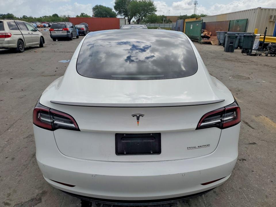 Продажа на аукционе авто 2022 Tesla Model 3, vin: 5YJ3E1ECXNF108996, номер лота: 47950956