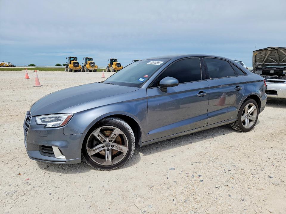 48658556 :رقم المزاد ، WAUAUGFF2H1041472 vin ، 2017 Audi A3 مزاد بيع