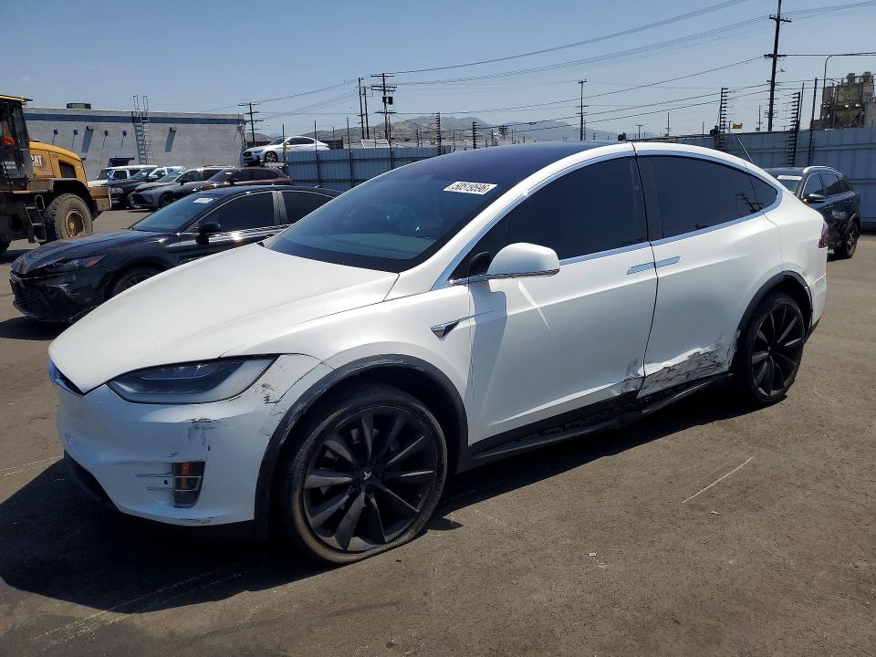 Продаж на аукціоні авто 2017 Tesla Model X, vin: 5YJXCDE28HF066767, номер лоту: 50519596