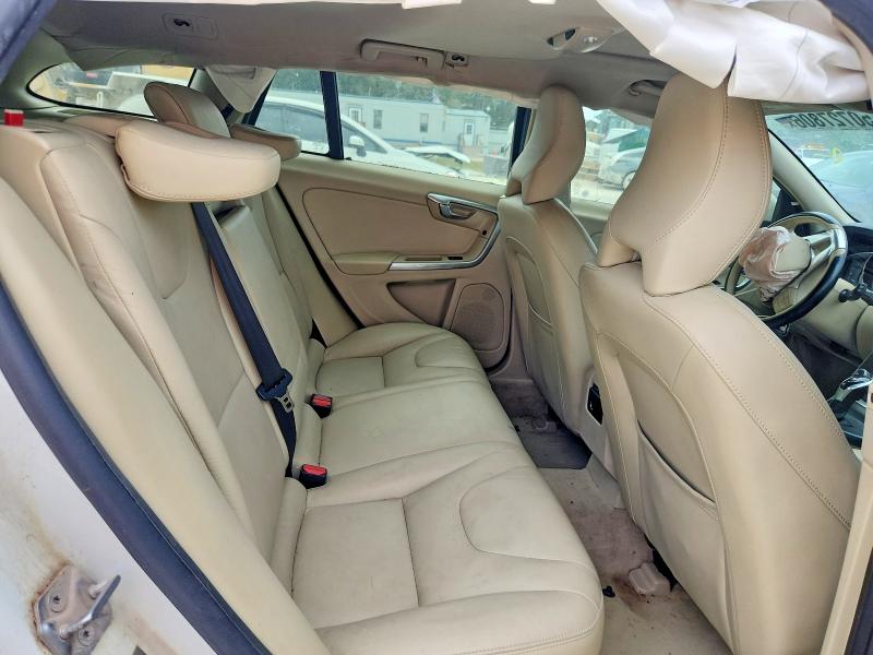 2016 Volvo V60 მანქანა იყიდება აუქციონზე, vin: YV140MEK2G1301998, აუქციონის ნომერი: 50727806