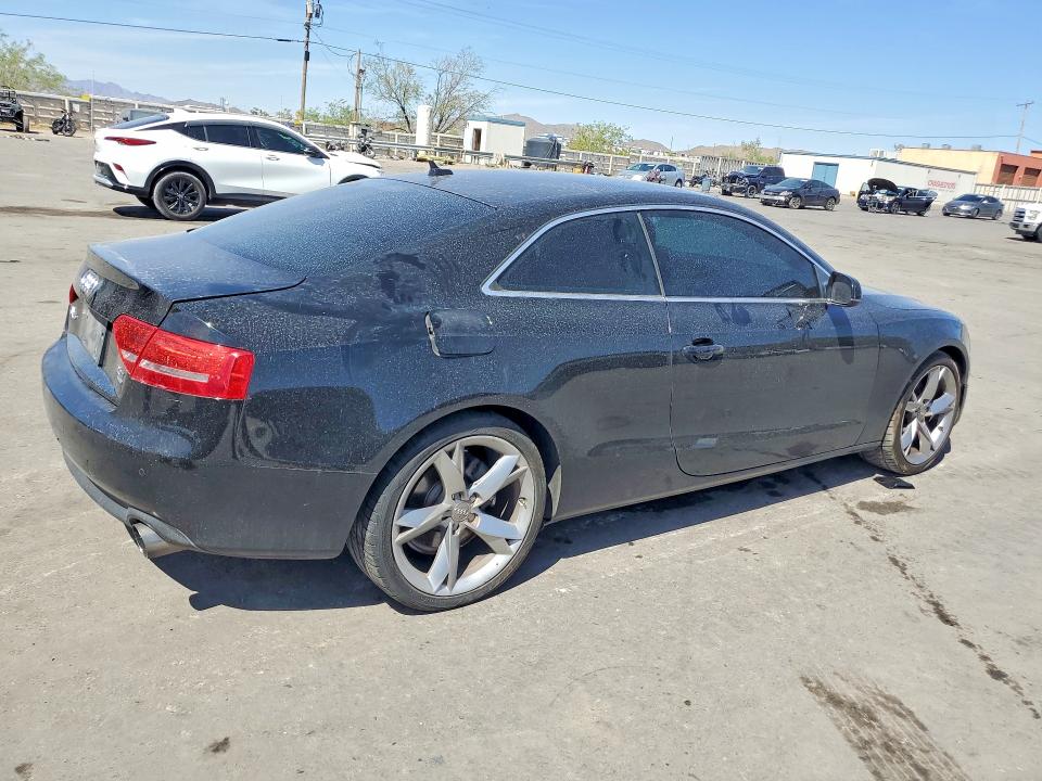 Продаж на аукціоні авто 2011 Audi A5, vin: WAULFAFR1BA075369, номер лоту: 50444896