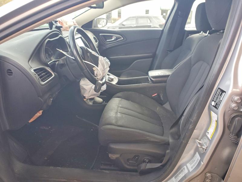 2015 Chrysler 200 მანქანა იყიდება აუქციონზე, vin: 1C3CCCAB1FN702303, აუქციონის ნომერი: 48323286