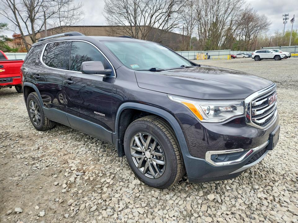 50927596 :رقم المزاد ، 1GKKNULS4HZ312557 vin ، 2017 Gmc Acadia مزاد بيع
