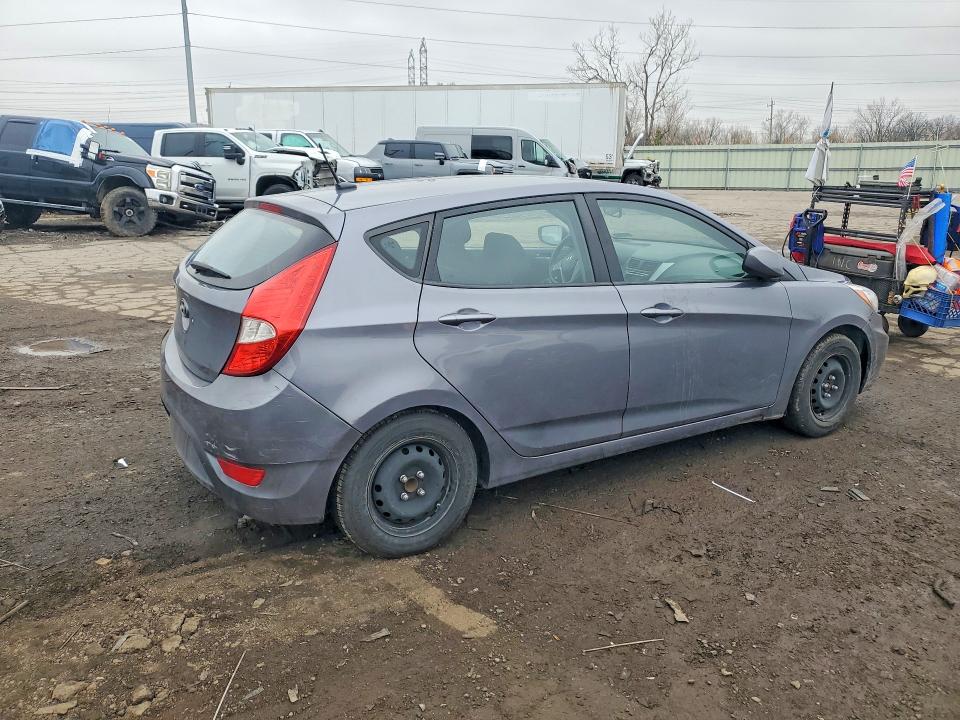 2017 Hyundai Accent მანქანა იყიდება აუქციონზე, vin: KMHCT5AE1HU320570, აუქციონის ნომერი: 49461646