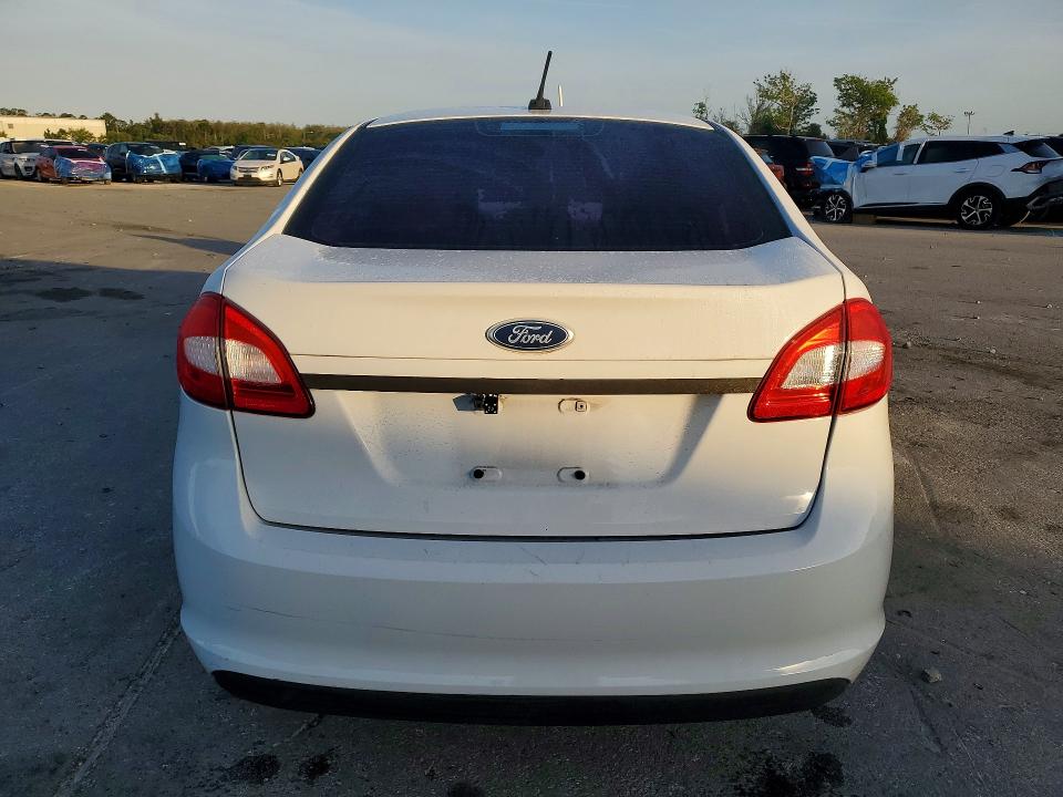 Продажа на аукционе авто 2011 Ford Fiesta, vin: 3FADP4AJ0BM174779, номер лота: 58578496