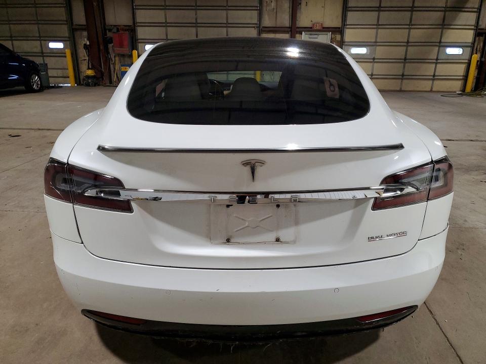 51782336 :رقم المزاد ، 5YJSA1E46KF335114 vin ، 2019 Tesla Model S مزاد بيع