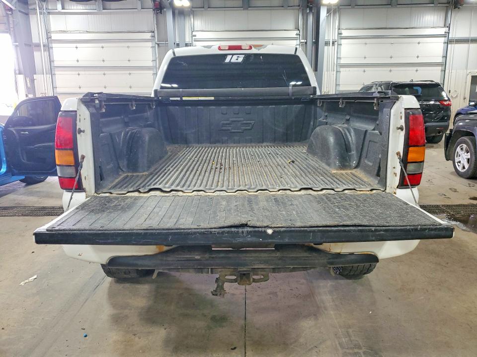 48849976 :رقم المزاد ، 1GTHK23286F130071 vin ، 2006 Gmc Sierra مزاد بيع