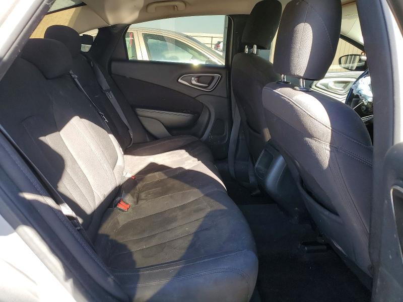 2015 Chrysler 200 მანქანა იყიდება აუქციონზე, vin: 1C3CCCAB7FN728629, აუქციონის ნომერი: 50635546