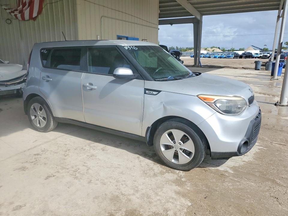 48673136 :رقم المزاد ، KNDJN2A26F7777171 vin ، 2015 Kia Soul مزاد بيع