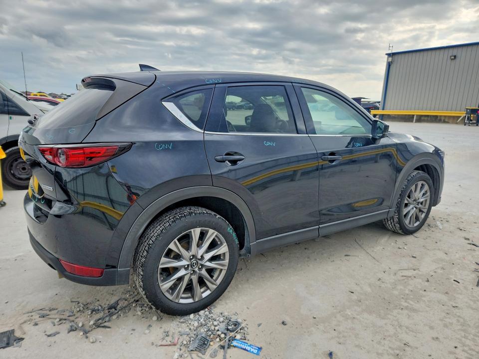 Продаж на аукціоні авто 2021 Mazda Cx-5, vin: JM3KFADM0M1325684, номер лоту: 47234006