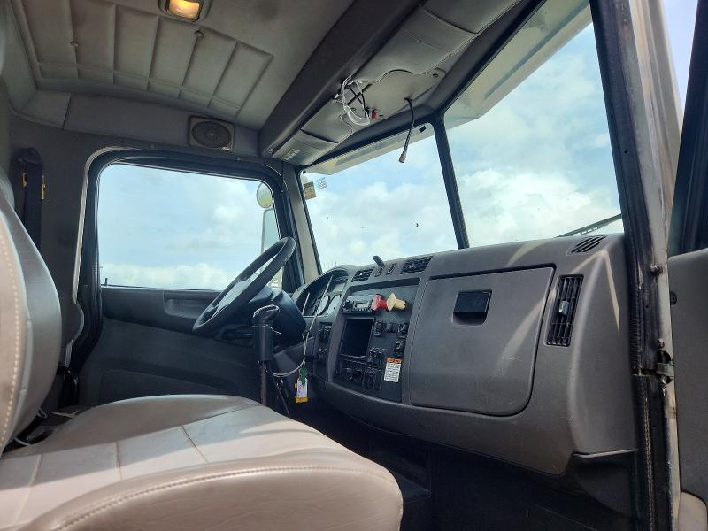 48494786 :رقم المزاد ، 2NP3LN0X4CM172451 vin ، 2012 Peterbilt 348 مزاد بيع