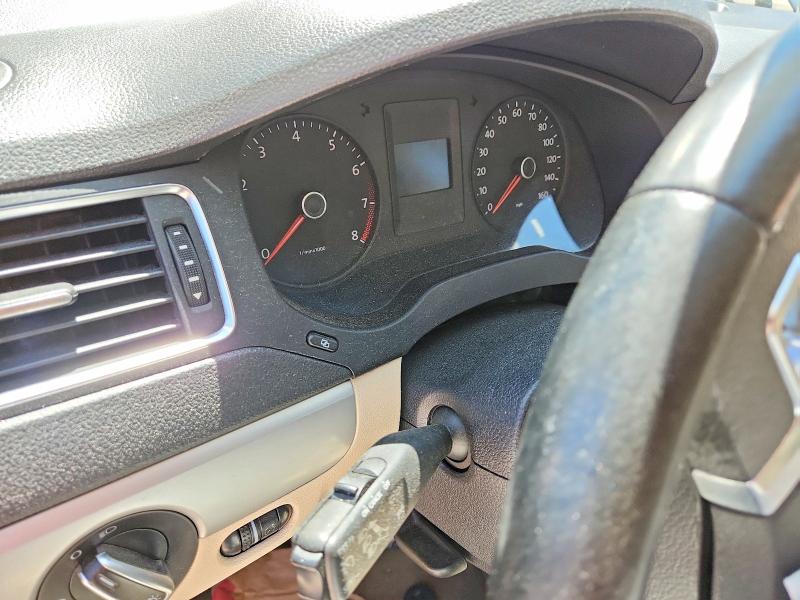 2011 Volkswagen Jetta მანქანა იყიდება აუქციონზე, vin: 3VWLX7AJ1BM300331, აუქციონის ნომერი: 50695046