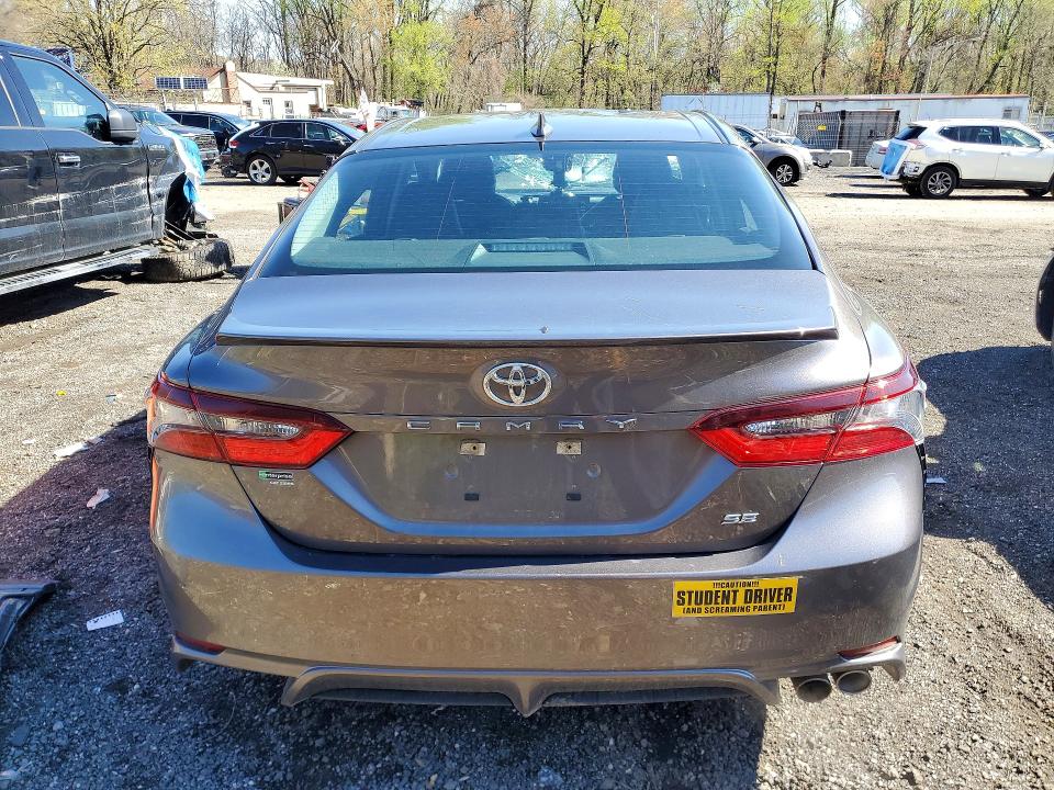 Продаж на аукціоні авто 2022 Toyota Camry, vin: 4T1G11AK5NU698067, номер лоту: 48316176