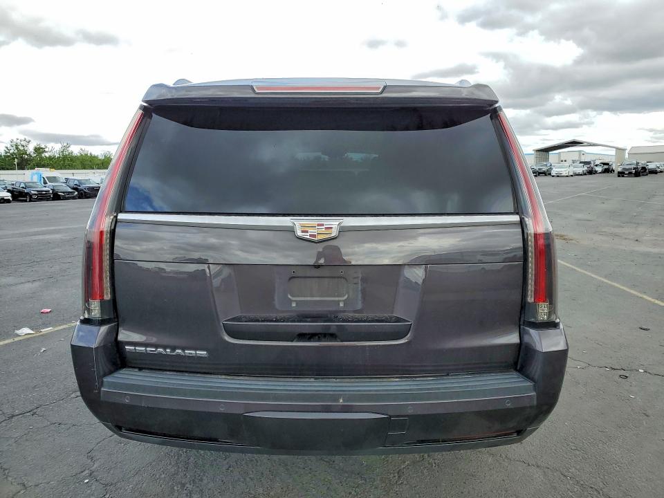 2015 Cadillac Escalade მანქანა იყიდება აუქციონზე, vin: 1GYS4SKJ1FR714961, აუქციონის ნომერი: 49670006