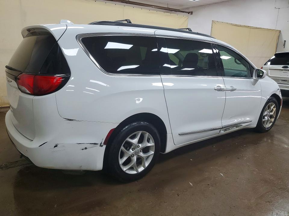 Продажа на аукционе авто 2017 Chrysler Pacifica, vin: 2C4RC1BG6HR553221, номер лота: 48983936
