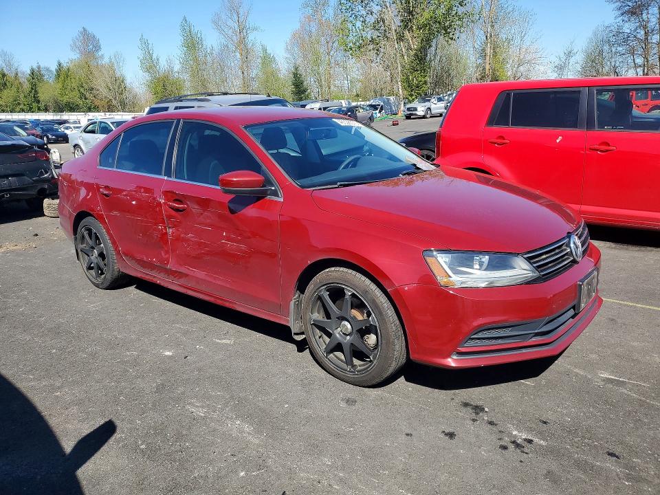 49336076 :رقم المزاد ، 3VW2B7AJ0HM256258 vin ، 2017 Volkswagen Jetta مزاد بيع