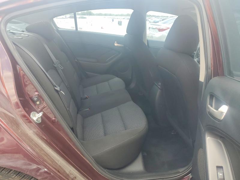 51148906 :رقم المزاد ، 3KPFK4A72HE063014 vin ، 2017 Kia Forte مزاد بيع