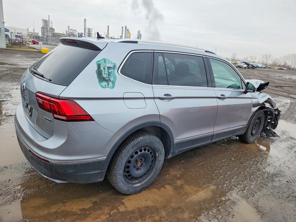 49622716 :رقم المزاد ، 3VV4B7AX5KM137551 vin ، 2019 Volkswagen Tiguan مزاد بيع
