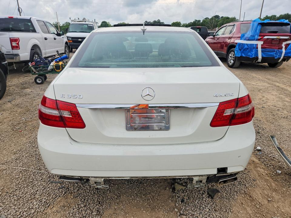 2010 Mercedes-benz E მანქანა იყიდება აუქციონზე, vin: WDDHF8HB2AA055475, აუქციონის ნომერი: 51848736