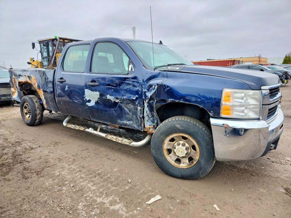 46321466 :رقم المزاد ، 1GCHC33K57F549922 vin ، 2007 Chevrolet Silverado مزاد بيع