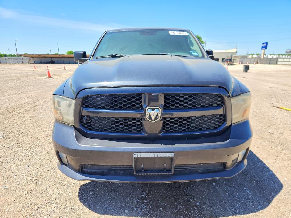 48915276 :رقم المزاد ، 1C6RR6KG2GS136422 vin ، 2016 Ram 1500 مزاد بيع