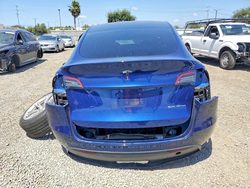 Продажа на аукционе авто 2023 Tesla Model Y, vin: 7SAYGAEEXPF946324, номер лота: 50283126