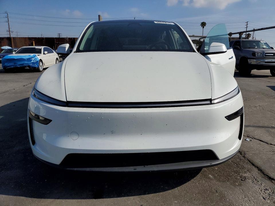 50635676 :رقم المزاد ، 7SAYGDED8TF397015 vin ، 2026 Tesla Model Y مزاد بيع