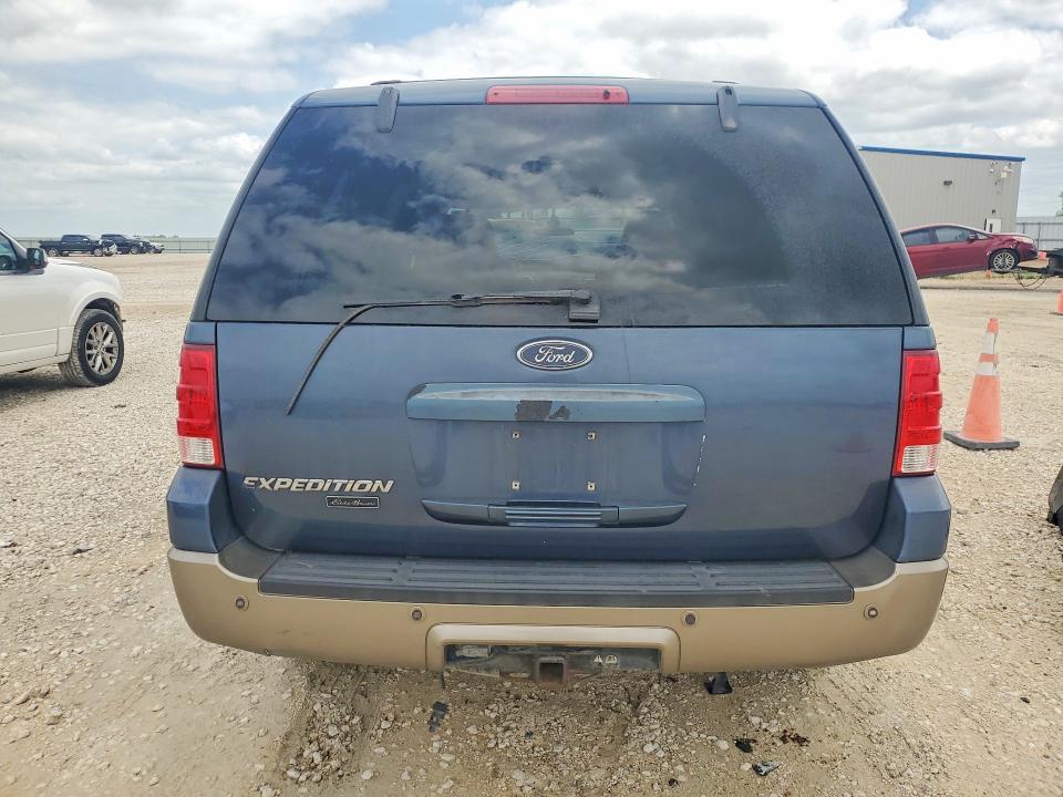 Продажа на аукционе авто 2004 Ford Expedition, vin: 1FMFU17L94LA51047, номер лота: 51065206