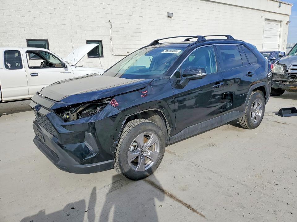 Auction sale of the 2025 Toyota Rav4, vin: 2T3P1RFV4SC550580, lot number: 48993026