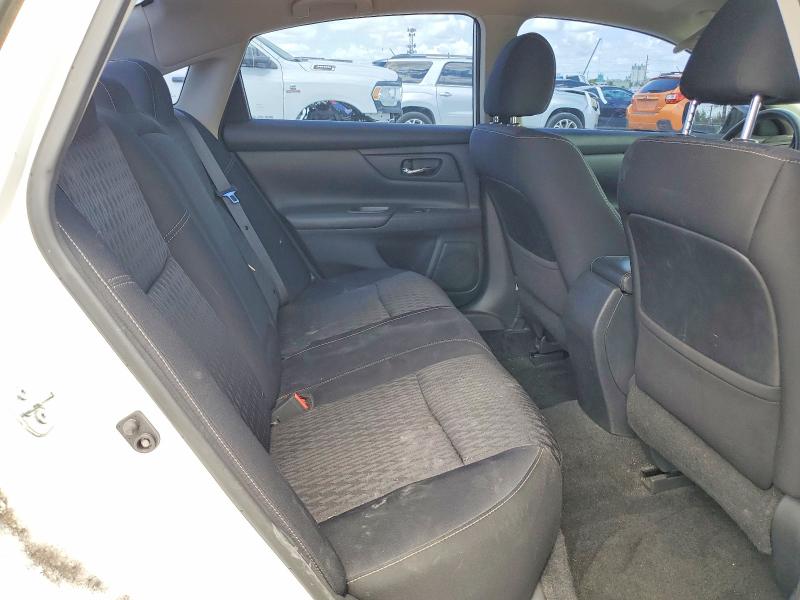 2018 Nissan Altima მანქანა იყიდება აუქციონზე, vin: 1N4AL3AP8JC229900, აუქციონის ნომერი: 51432906